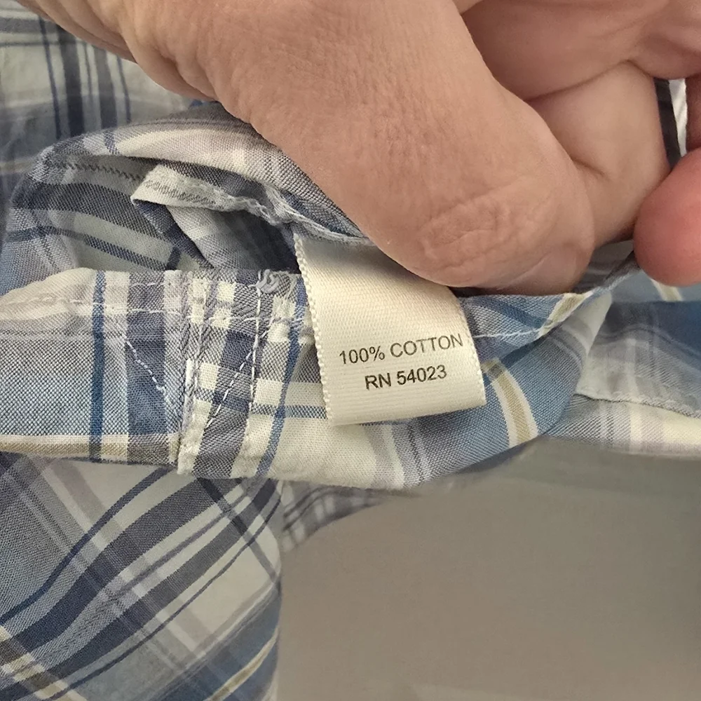 Banana Republic Men's Light Blue Cotton Plaid Shirt, Size M (312)